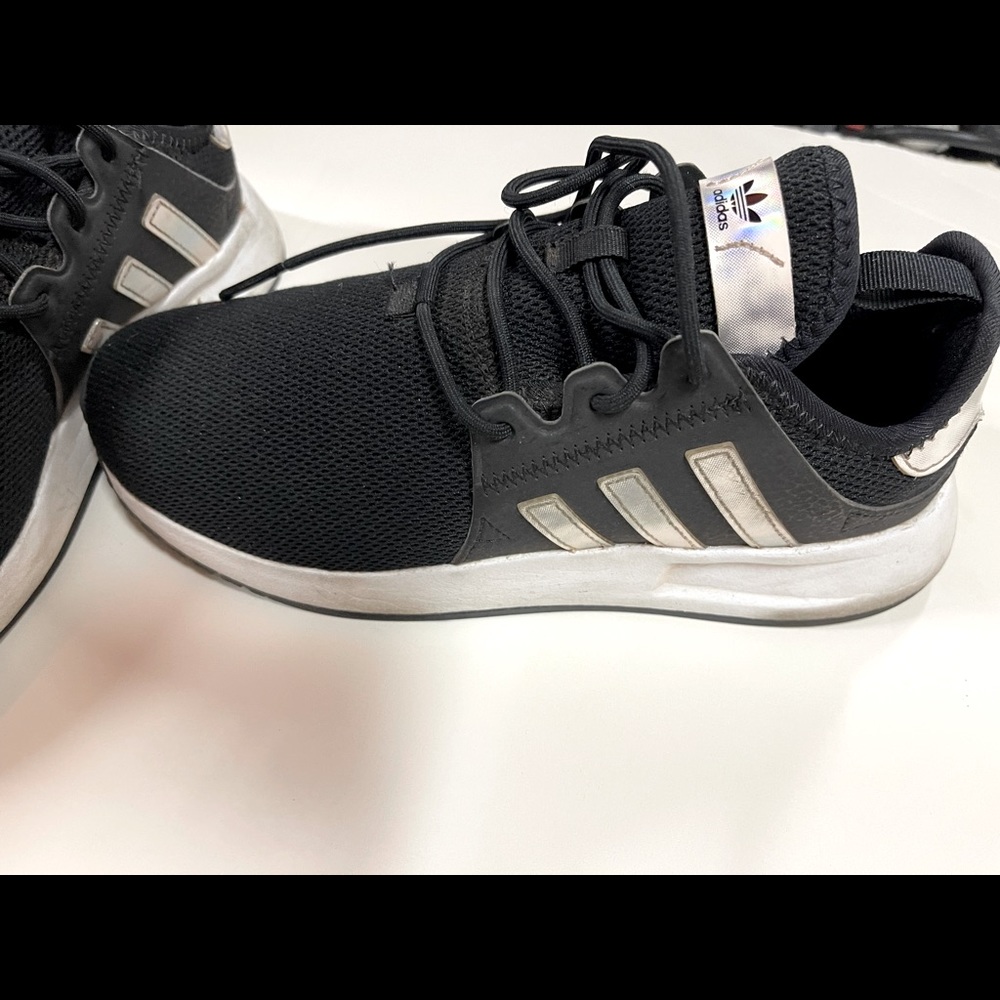 Kids adidas shoes size 3